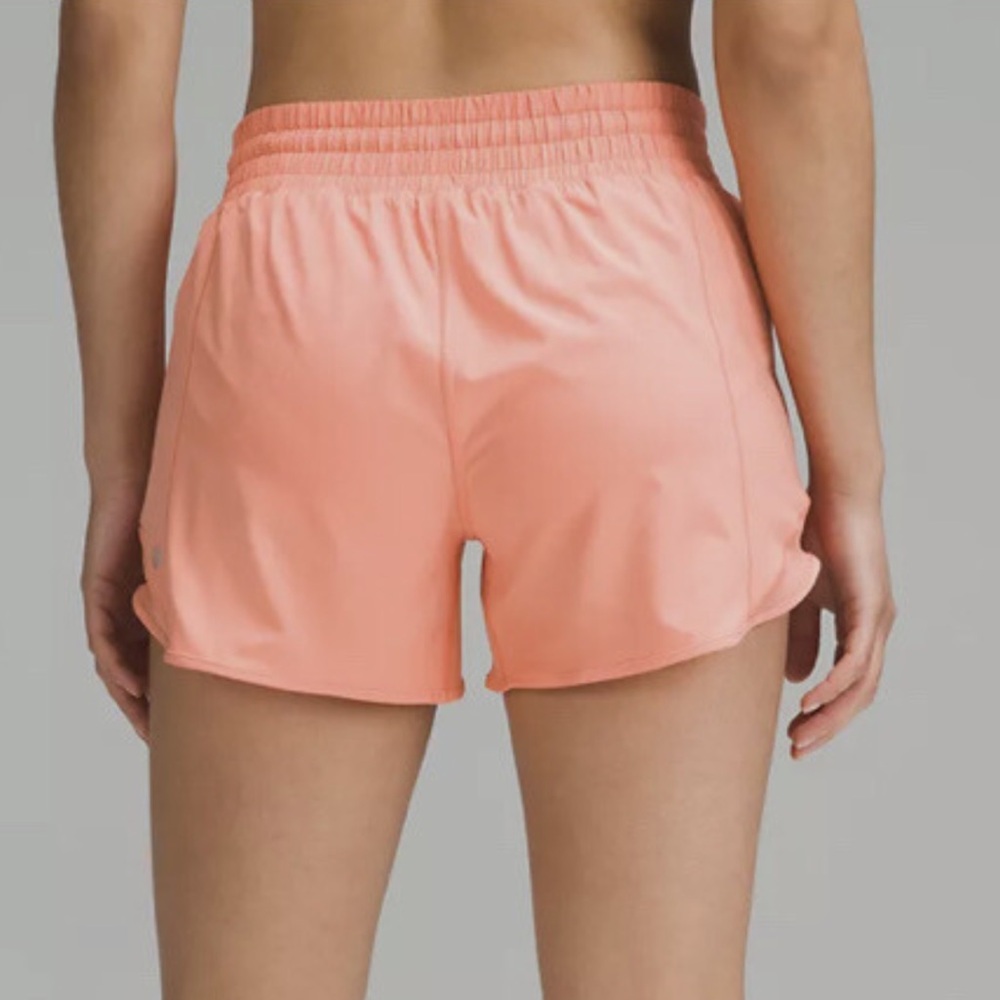 Lululemon hotty hot 4” lined shorts in sunny coral/6 - Picture 5 of 10